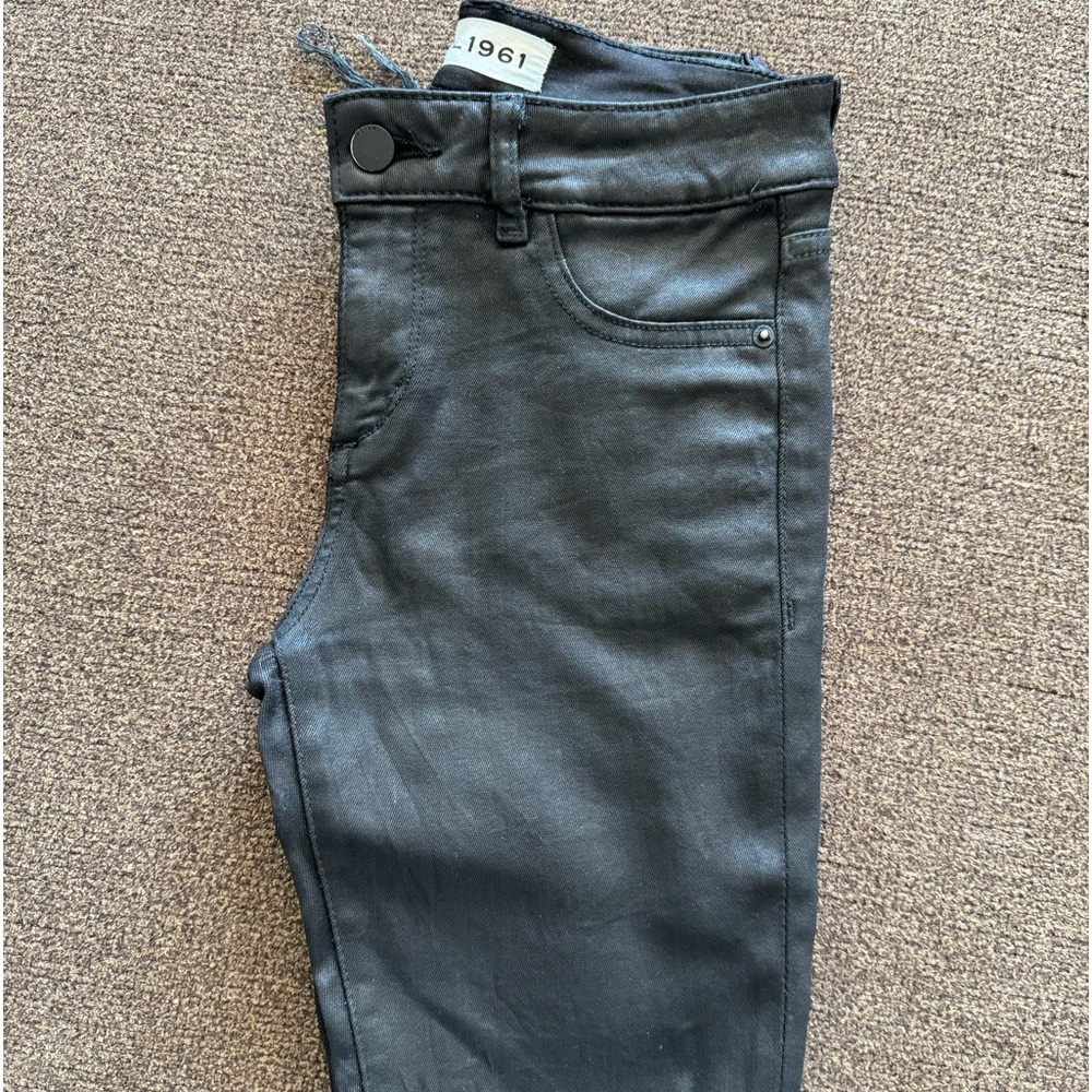 DL1961 coated black skinny jeans. Size 25!